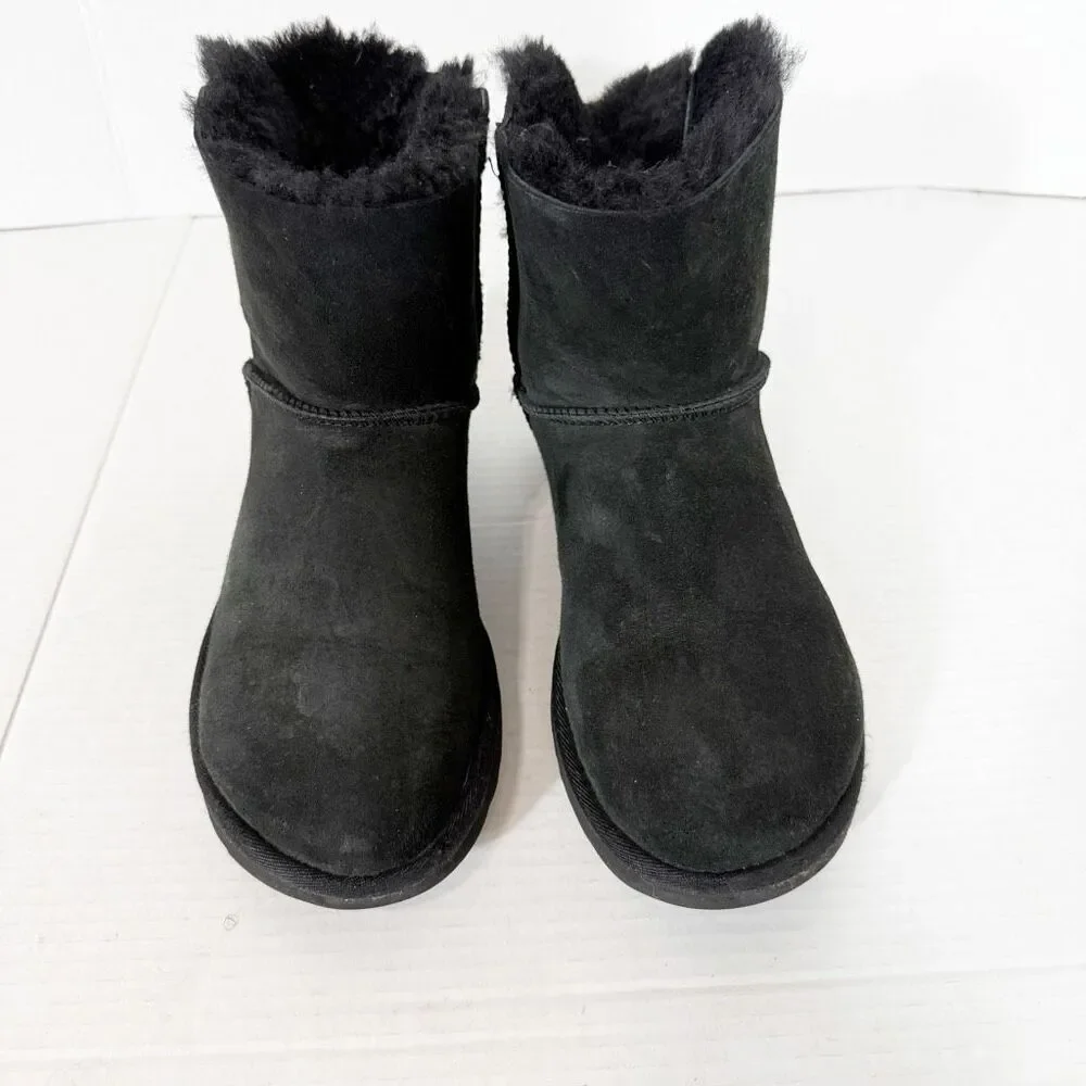 Ugg Women’s Mini Bailey Bow II Shearling Black‎ Suede 1016501 Winter Boot Size 8